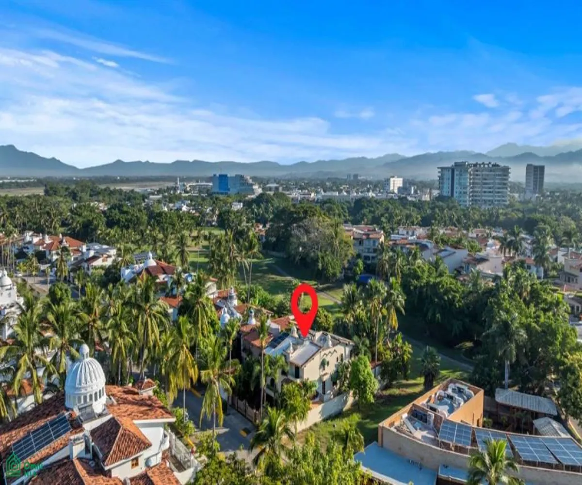 Casa En Venta,Marina Vallarta,Calle Gaviotas 144, Puerto Vallarta, Jalisco 48354, 5 Habitaciones,5 Baños,Calle Gaviotas,MX251061939