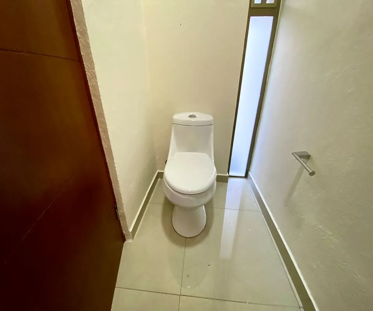 Casa En Renta,Cerro del Tesoro,Calle Vista a la Catedral 3164, San Pedro Tlaquepaque, Jalisco 45608, 3 Habitaciones,2 Baños,Calle Vista a la Catedral,1,p8HwE5q