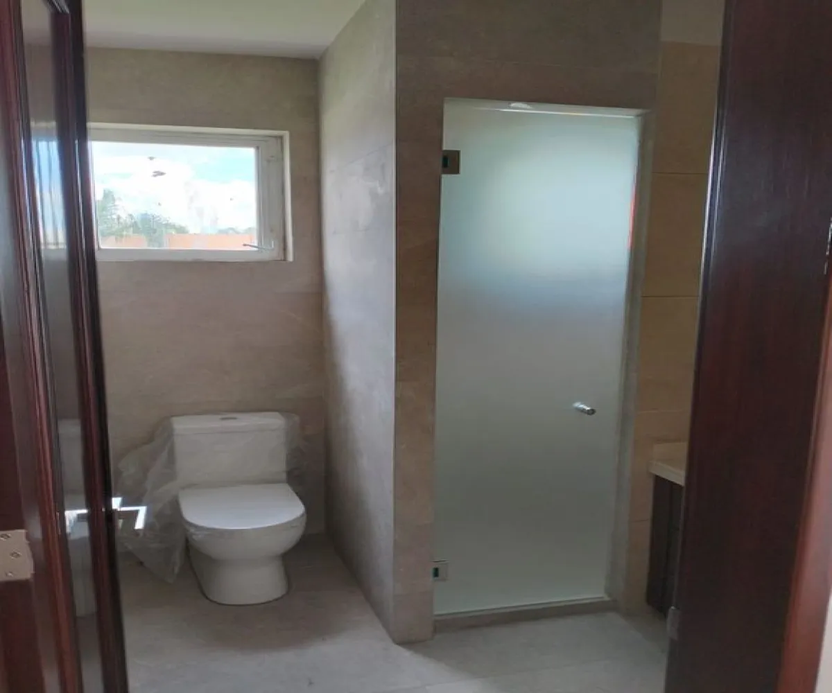 Casa En Venta,Jardín Real,Monarquia Sur 48, Zapopan, Jalisco 45136, 4 Habitaciones,4 Baños,Monarquia Sur,1,pUywhKt