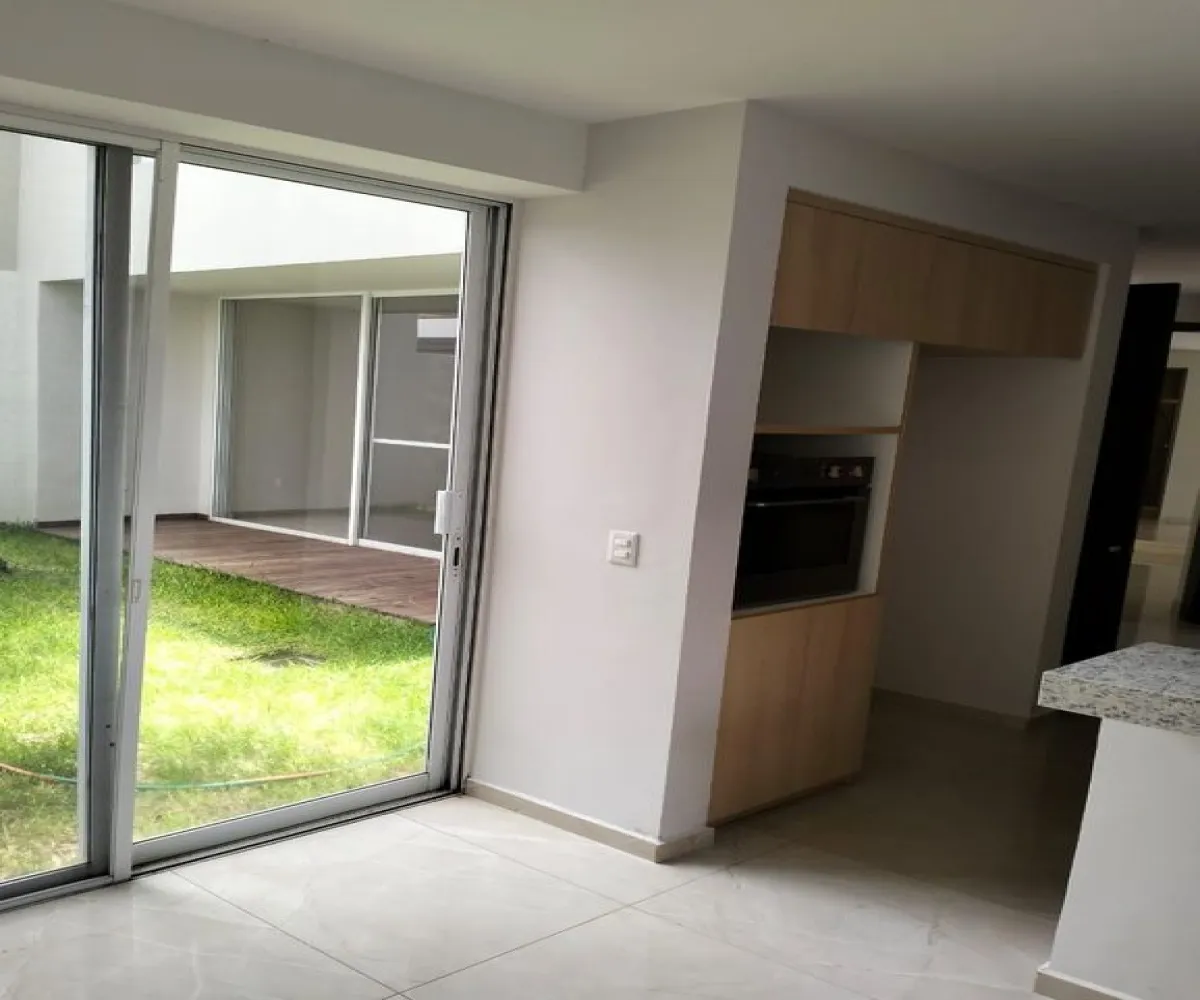 Casa En Venta,Jardín Real,Monarquia Sur 48, Zapopan, Jalisco 45136, 4 Habitaciones,4 Baños,Monarquia Sur,1,pUywhKt