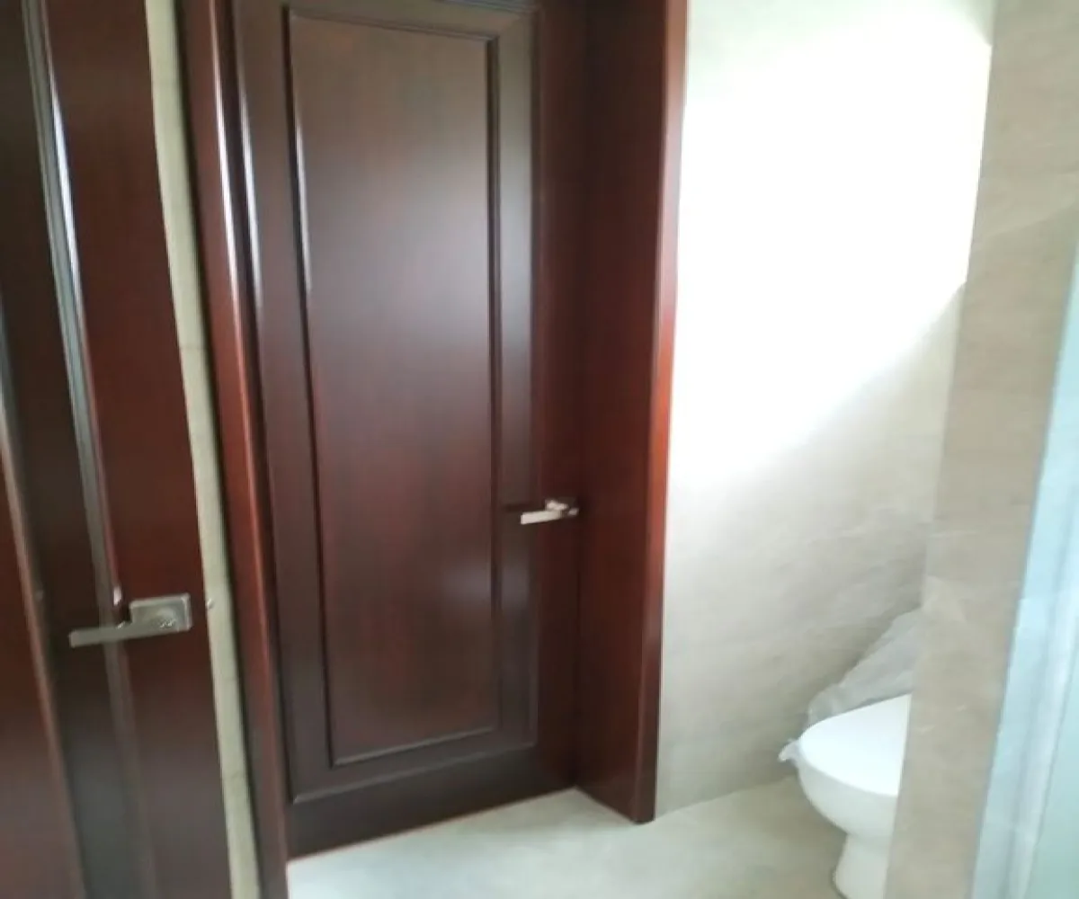 Casa En Venta,Jardín Real,Monarquia Sur 48, Zapopan, Jalisco 45136, 4 Habitaciones,4 Baños,Monarquia Sur,1,pUywhKt