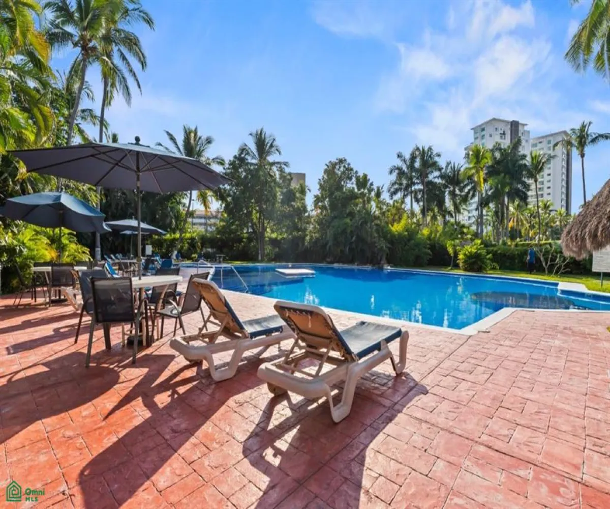 Casa En Venta,Marina Vallarta,Avenida Paseo de la Marina 106, Puerto Vallarta, Jalisco 48354, 2 Habitaciones,2 Baños,Avenida Paseo de la Marina,3,MX251062391