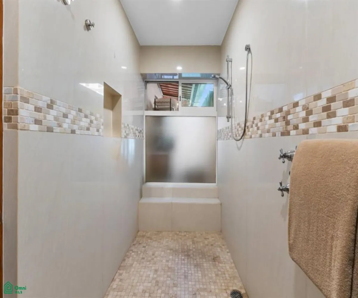 Casa En Venta,Marina Vallarta,Avenida Paseo de la Marina 106, Puerto Vallarta, Jalisco 48354, 2 Habitaciones,2 Baños,Avenida Paseo de la Marina,3,MX251062391