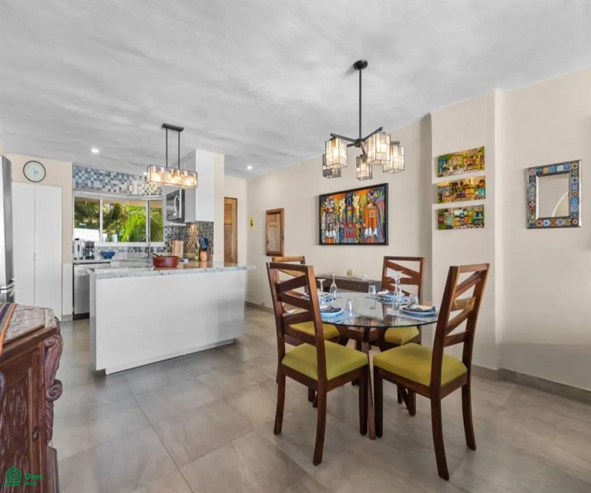 Casa En Venta,Marina Vallarta,Avenida Paseo de la Marina 106, Puerto Vallarta, Jalisco 48354, 2 Habitaciones,2 Baños,Avenida Paseo de la Marina,3,MX251062391