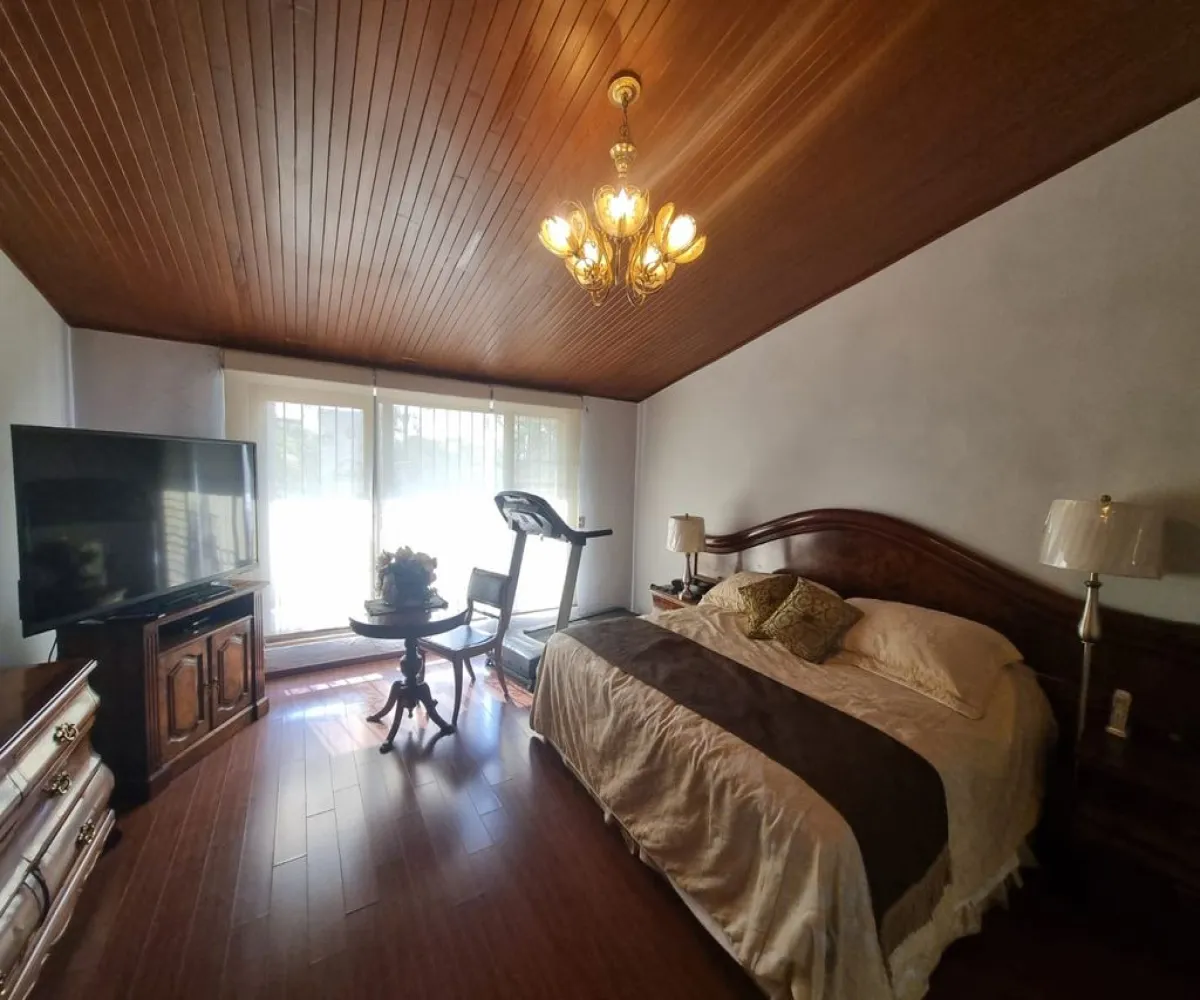 Casa En Venta,Jardines del Sol,Avenida Moctezuma 4618, Zapopan, Jalisco 45050, 4 Habitaciones,1 Baño,Avenida Moctezuma,2,pDSlC9I