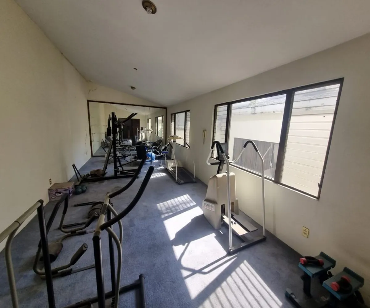 Casa En Venta,Jardines del Sol,Avenida Moctezuma 4618, Zapopan, Jalisco 45050, 4 Habitaciones,1 Baño,Avenida Moctezuma,2,pDSlC9I