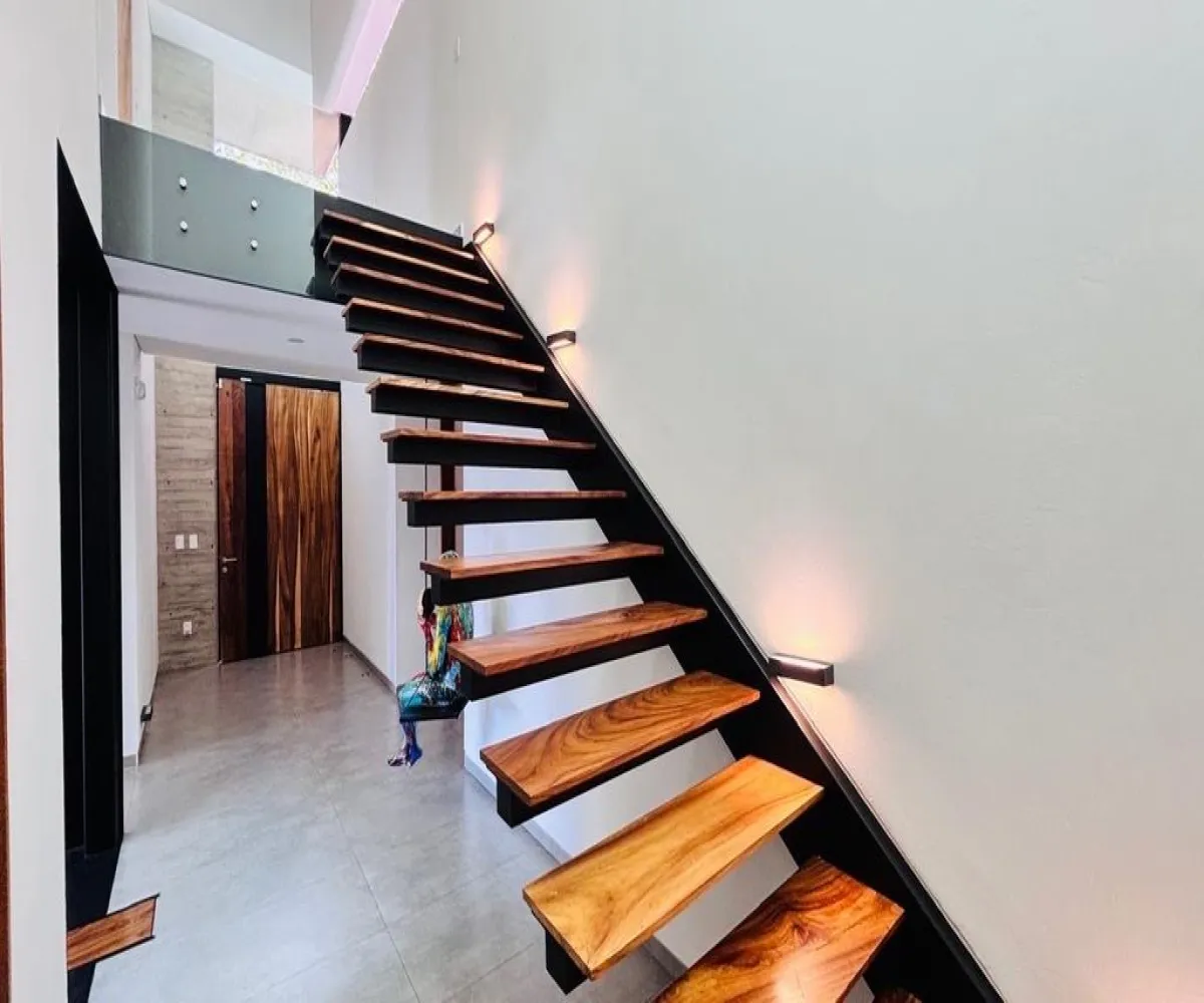 Casa En Venta,El Palomar,Vista hermosa 300, Tlajomulco de Zúñiga, Jalisco 45643, 3 Habitaciones,3 Baños,Vista hermosa ,3,pxv8MBT