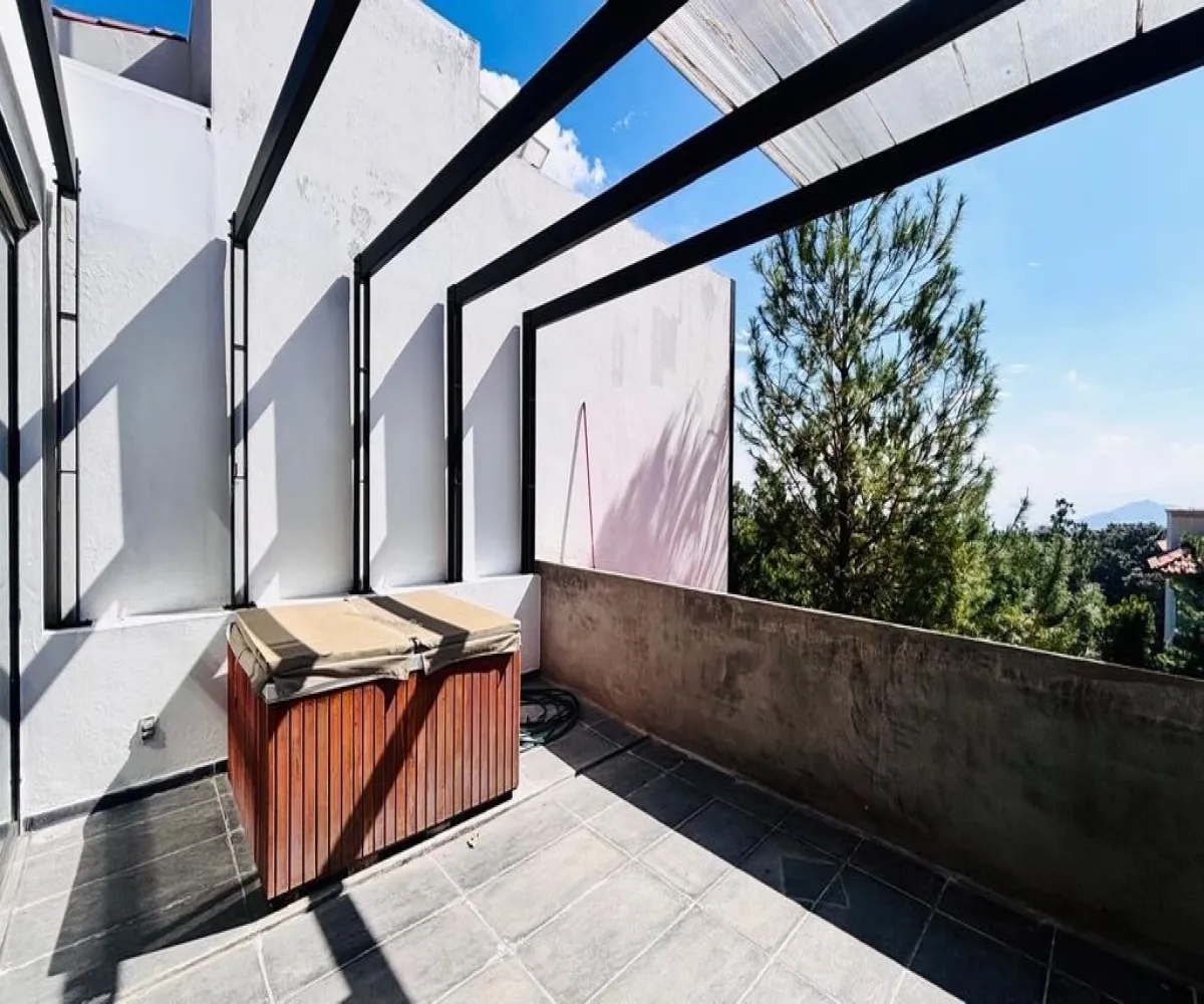 Casa En Venta,El Palomar,Vista hermosa 300, Tlajomulco de Zúñiga, Jalisco 45643, 3 Habitaciones,3 Baños,Vista hermosa ,3,pxv8MBT