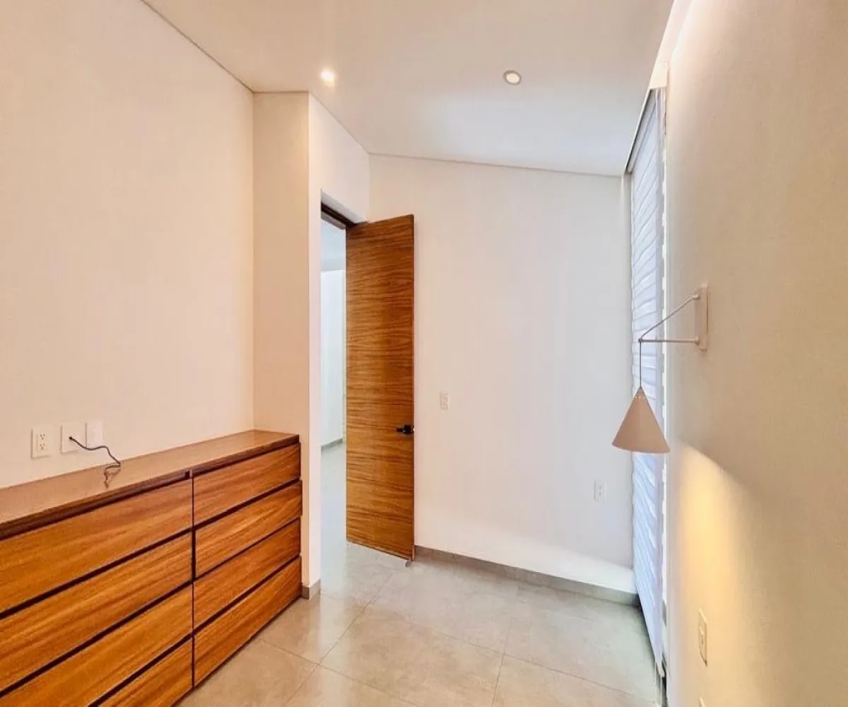 Casa En Venta,El Palomar,Vista hermosa 300, Tlajomulco de Zúñiga, Jalisco 45643, 3 Habitaciones,3 Baños,Vista hermosa ,3,pxv8MBT