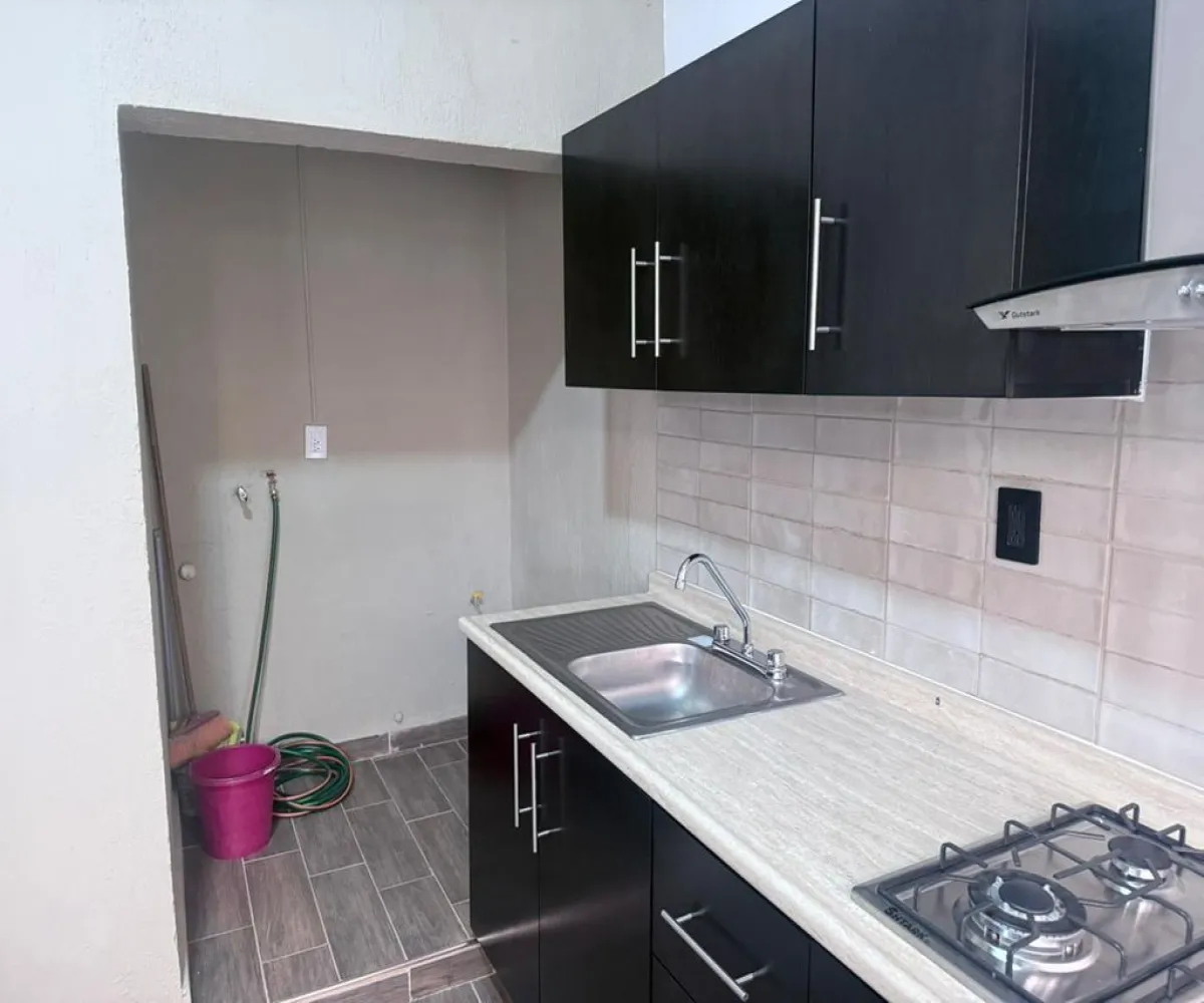 Departamento En Venta,Lomas del Paraíso ÌII,Calle Volcán Cosiguina 4024, Guadalajara, Jalisco 44250, 1 Cuarto,1 Baño,Calle Volcán Cosiguina,1,pEXv2AH