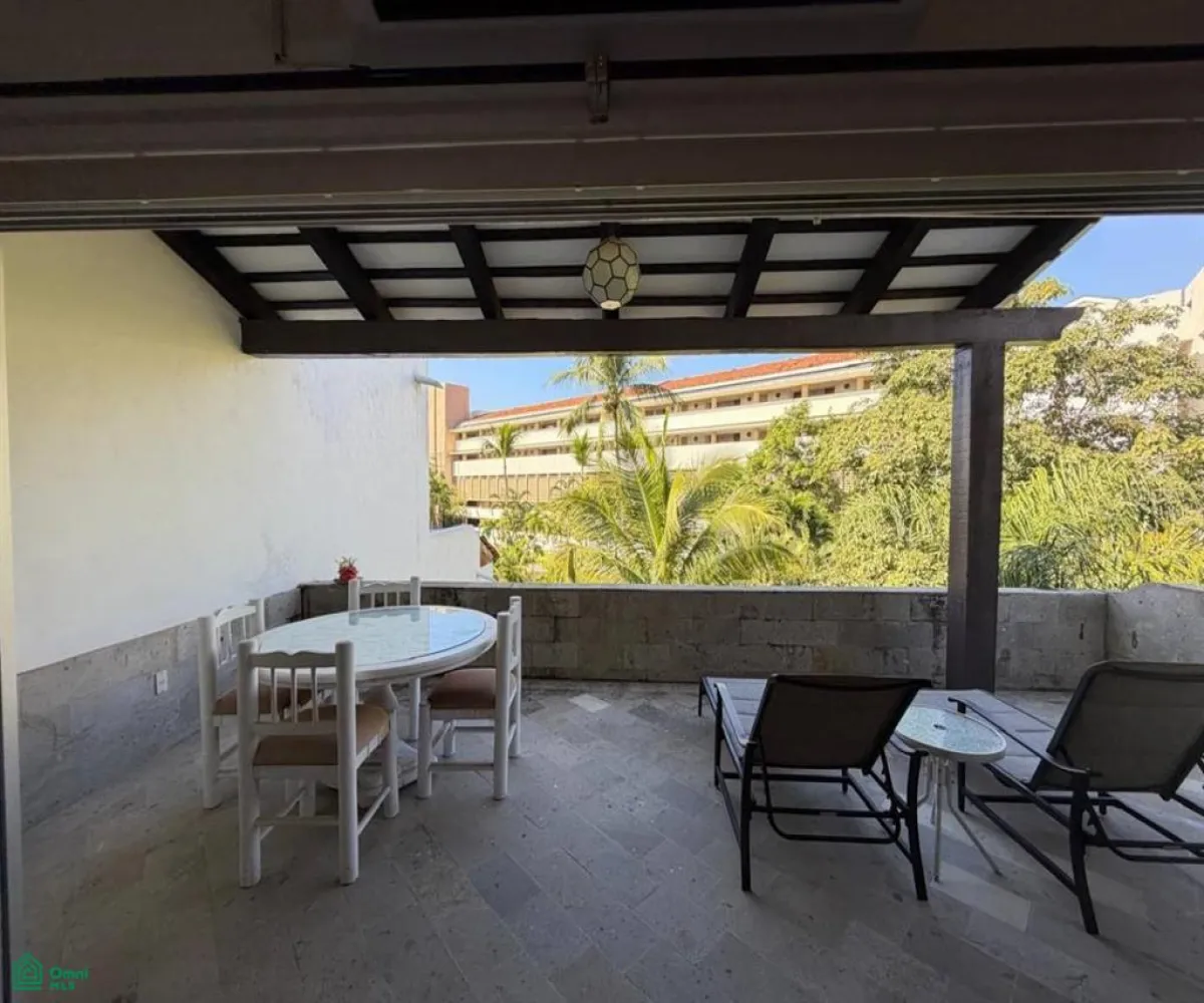 Departamento En Venta,La Marina,Paseo de la Marina Sur S/N, Puerto Vallarta, Jalisco 48314, 2 Habitaciones,2 Baños,Paseo de la Marina Sur,3,MX251062816