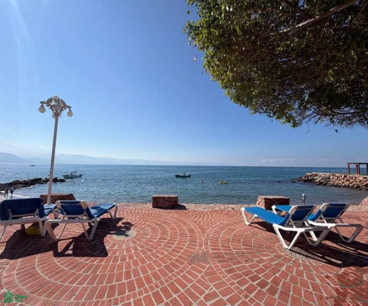 Departamento En Venta,La Marina,Paseo de la Marina Sur S/N, Puerto Vallarta, Jalisco 48314, 2 Habitaciones,2 Baños,Paseo de la Marina Sur,3,MX251062816