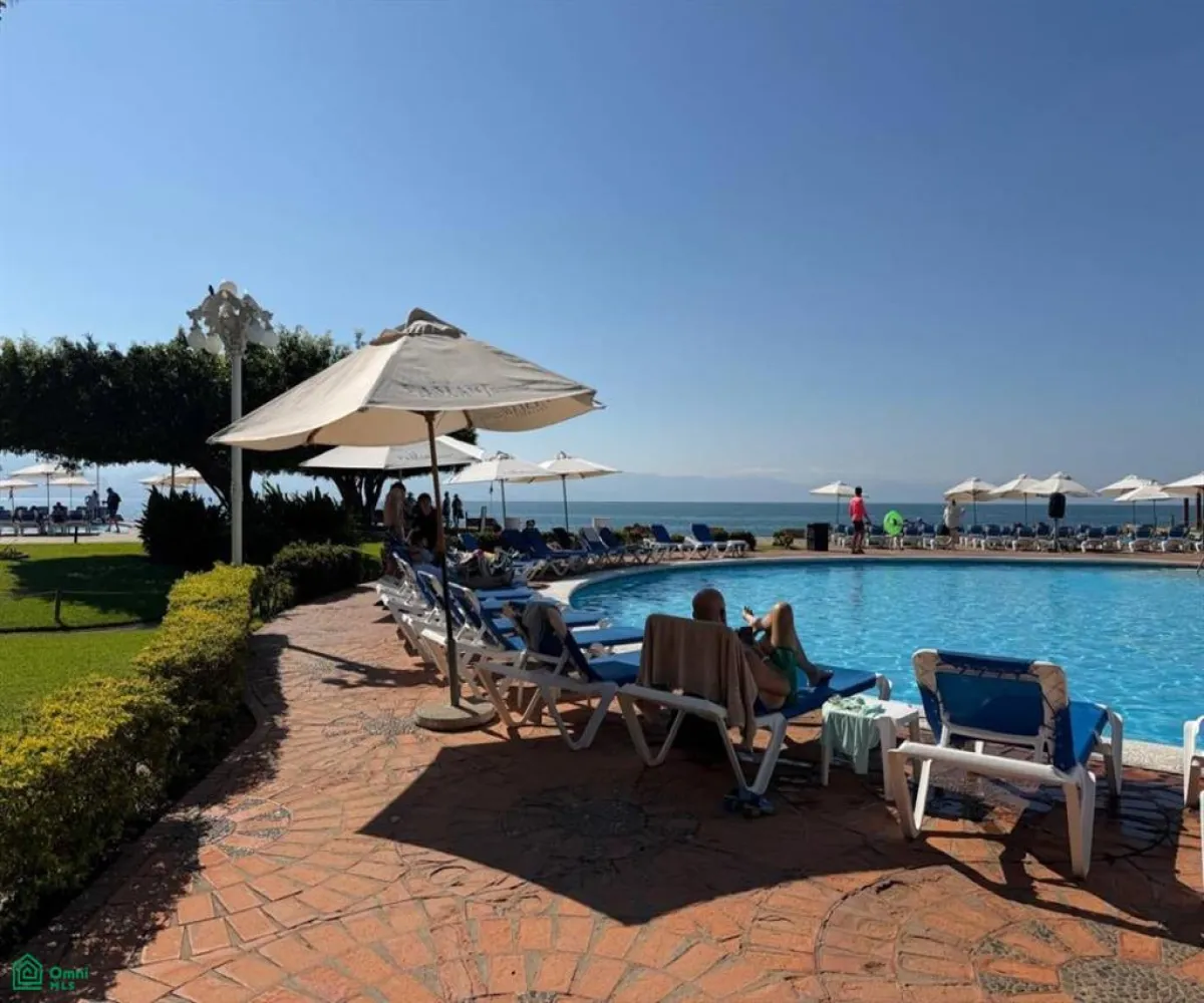 Departamento En Venta,La Marina,Paseo de la Marina Sur S/N, Puerto Vallarta, Jalisco 48314, 2 Habitaciones,2 Baños,Paseo de la Marina Sur,3,MX251062816