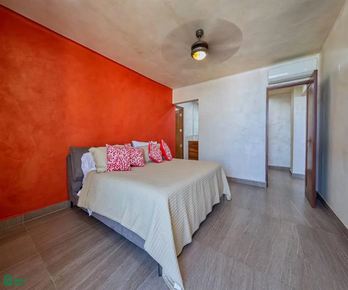 Departamento En Venta,La Marina,MARINA LAS PALMAS I Unit 204, Puerto Vallarta, Jalisco 48314, 2 Habitaciones,2 Baños,MARINA LAS PALMAS I,MX251062886