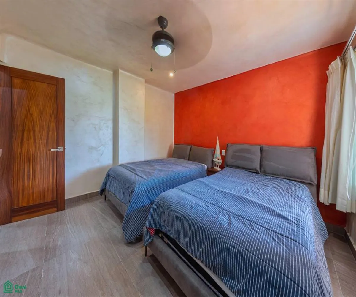 Departamento En Venta,La Marina,MARINA LAS PALMAS I Unit 204, Puerto Vallarta, Jalisco 48314, 2 Habitaciones,2 Baños,MARINA LAS PALMAS I,MX251062886