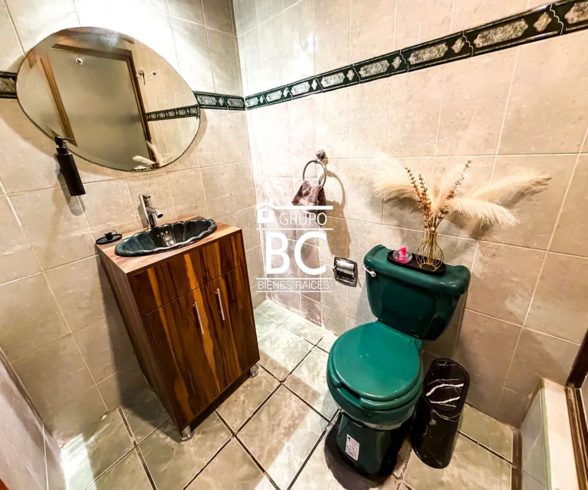 Casa En Venta,Residencial del Parque,W. A. Mozart 5524, Zapopan, Jalisco 45010, 3 Habitaciones,4 Baños,W. A. Mozart,1,prlZ2vd