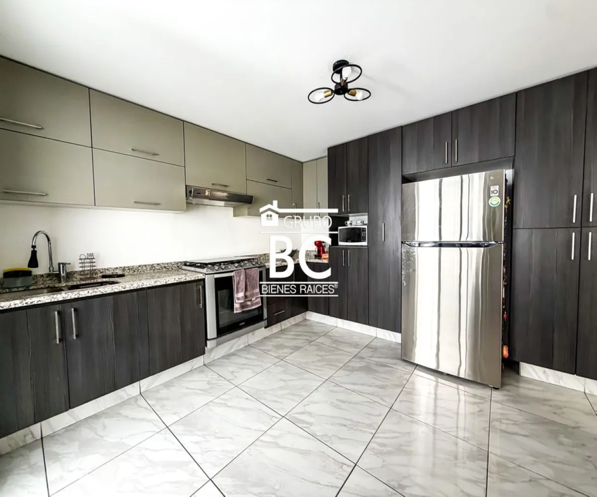 Casa En Venta,Residencial del Parque,W. A. Mozart 5524, Zapopan, Jalisco 45010, 3 Habitaciones,4 Baños,W. A. Mozart,1,prlZ2vd