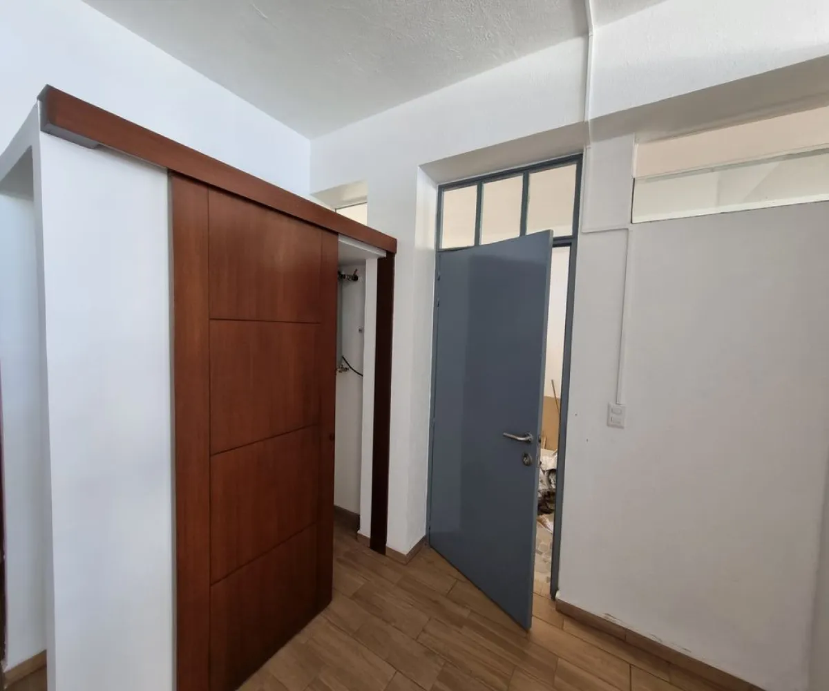 Departamento En Venta,Oblatos,Calle General Ernesto Aguirre Colorado 44 1, Guadalajara, Jalisco 44400, 1 Cuarto,1 Baño,Calle General Ernesto Aguirre Colorado,2,pR8aN3Z