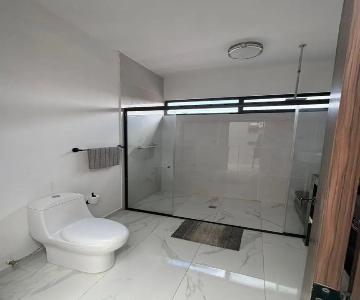 Casa En Venta,Fraccionamiento Tres Reyes,Avenida Tres Reyes S/N, Tlajomulco de Zúñiga, Jalisco 45670, 3 Habitaciones,2 Baños,Avenida Tres Reyes,1,pI6xEJI