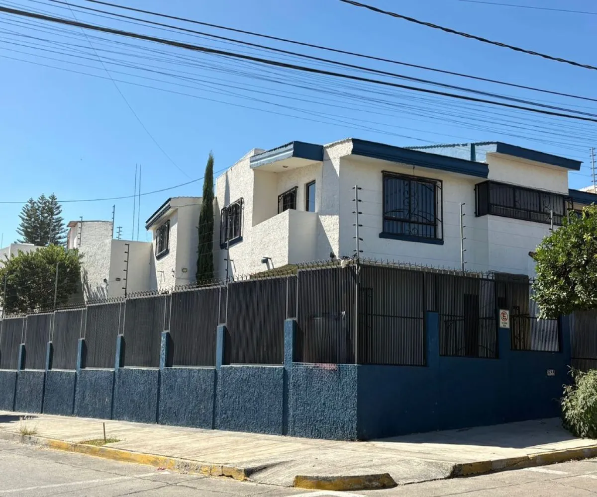 Casa En Venta,Tabachines,Paseo de Los Avellanos 3244, Zapopan, Jalisco 45188, 6 Habitaciones,2 Baños,Paseo de Los Avellanos,1,pJgvwNS
