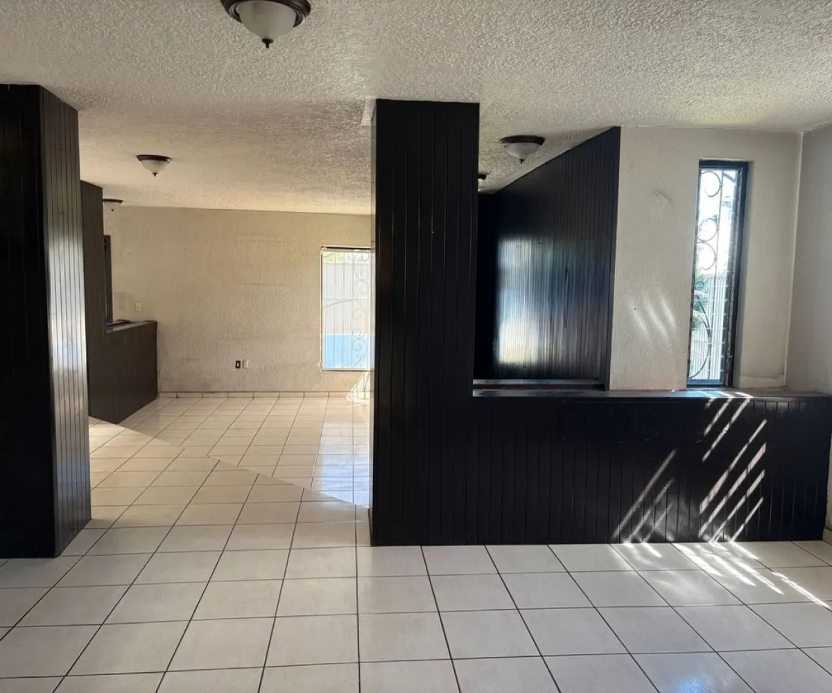 Casa En Venta,Tabachines,Paseo de Los Avellanos 3244, Zapopan, Jalisco 45188, 6 Habitaciones,2 Baños,Paseo de Los Avellanos,1,pJgvwNS