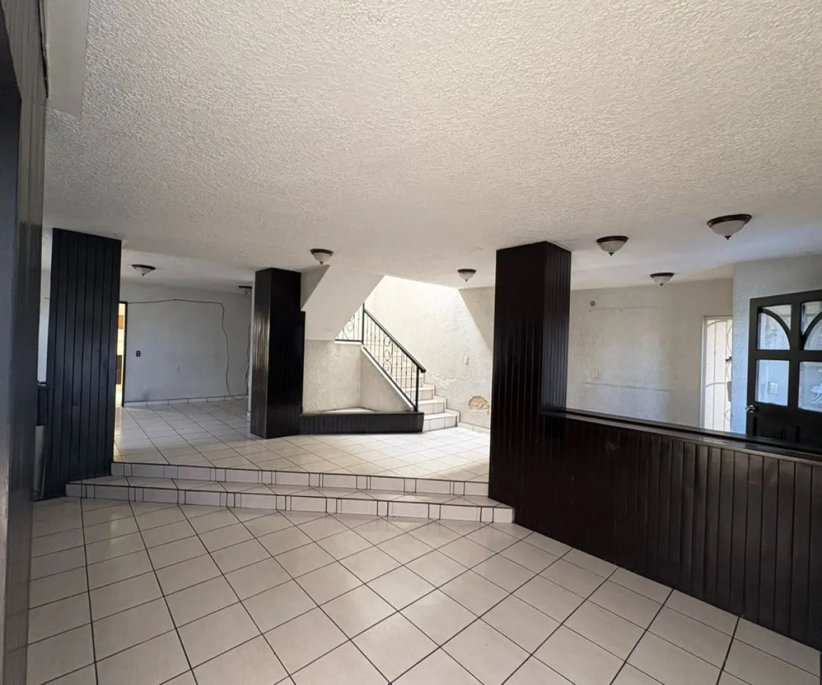 Casa En Venta,Tabachines,Paseo de Los Avellanos 3244, Zapopan, Jalisco 45188, 6 Habitaciones,2 Baños,Paseo de Los Avellanos,1,pJgvwNS