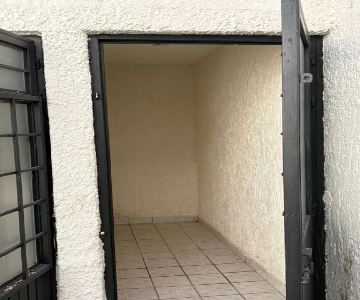 Casa En Venta,Tabachines,Paseo de Los Avellanos 3244, Zapopan, Jalisco 45188, 6 Habitaciones,2 Baños,Paseo de Los Avellanos,1,pJgvwNS