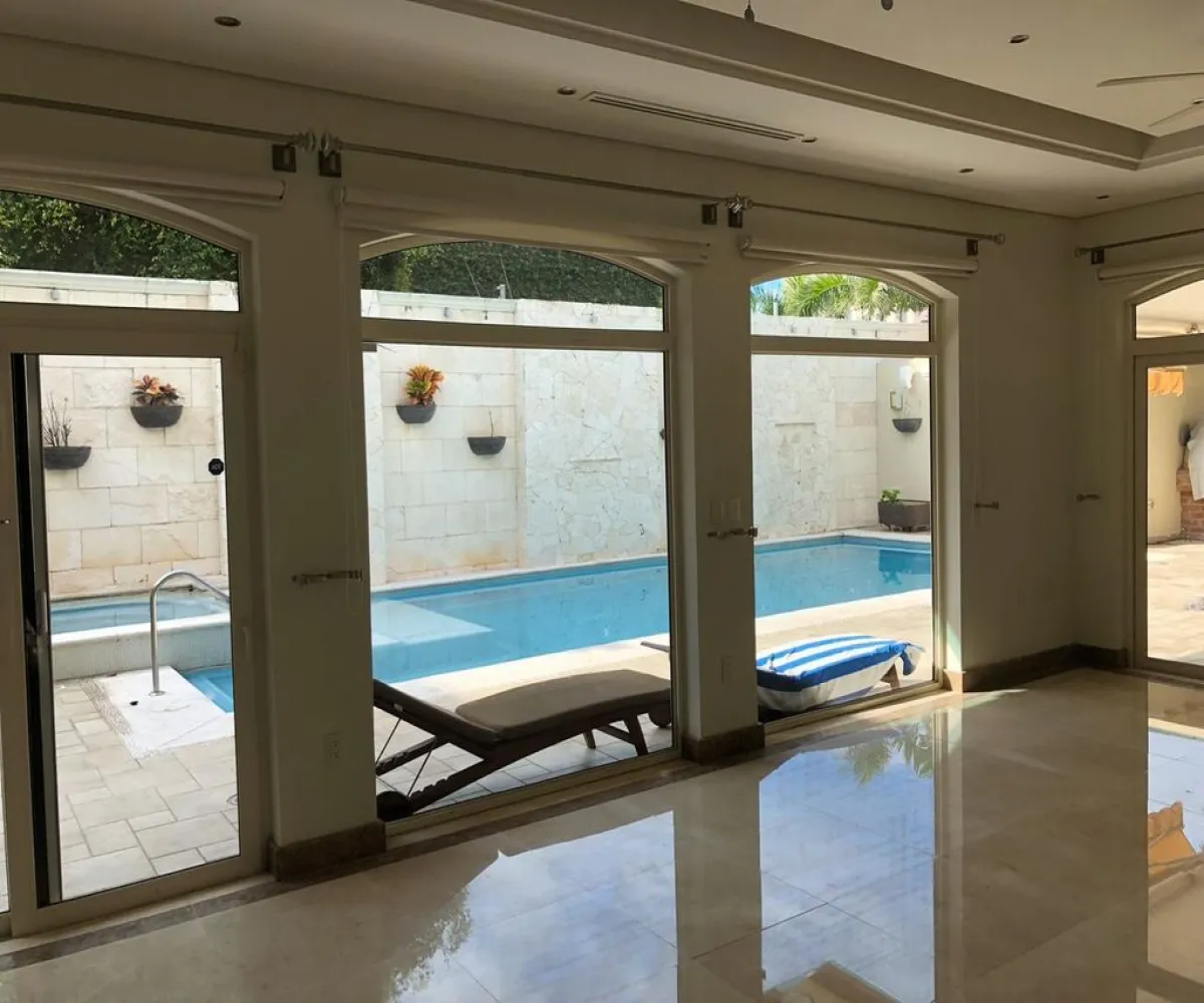 Casa En Venta,Puerto Vallarta,Rio Fuerte 169, Puerto Vallarta, Jalisco 48328, 6 Habitaciones,6 Baños,Rio Fuerte,1,pLnMkKk
