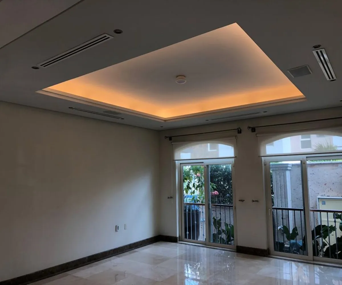 Casa En Venta,Puerto Vallarta,Rio Fuerte 169, Puerto Vallarta, Jalisco 48328, 6 Habitaciones,6 Baños,Rio Fuerte,1,pLnMkKk