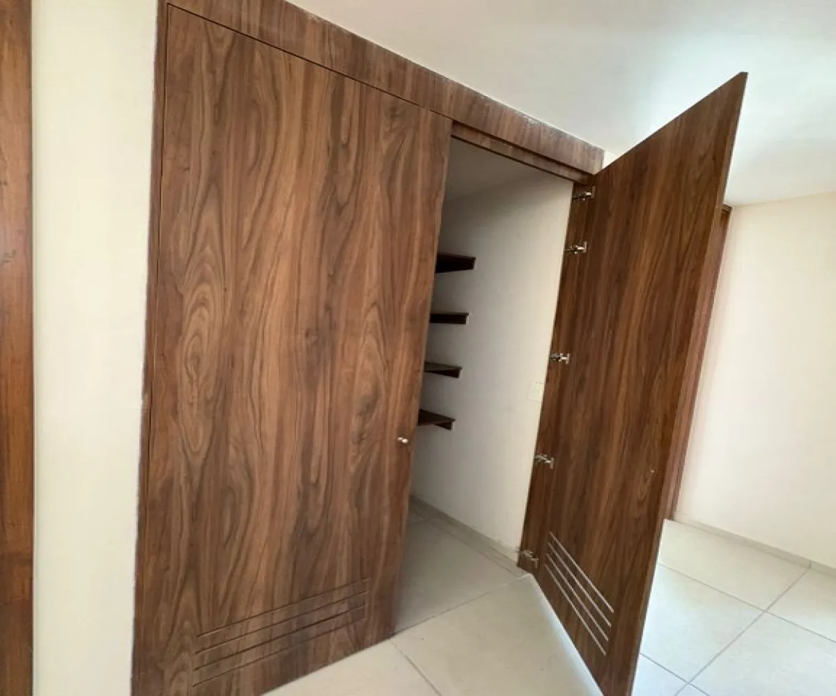 Casa En Venta,Boreales residencial,Calle Talavera Poniente 3363, Zapopan, Jalisco 45134, 3 Habitaciones,1 Baño,Calle Talavera Poniente,3,p3iWtxw