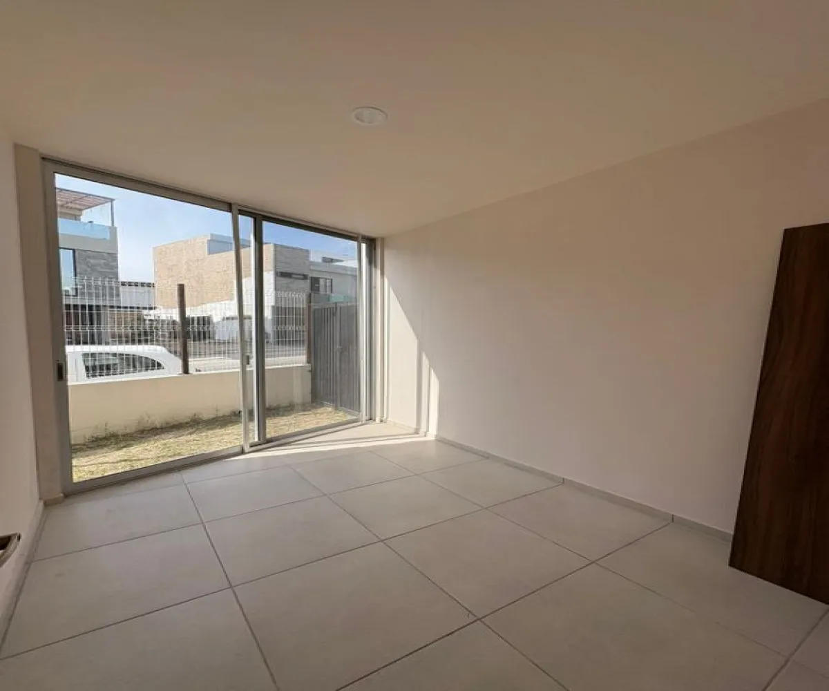 Casa En Venta,Boreales residencial,Calle Talavera Poniente 3363, Zapopan, Jalisco 45134, 3 Habitaciones,1 Baño,Calle Talavera Poniente,3,p3iWtxw