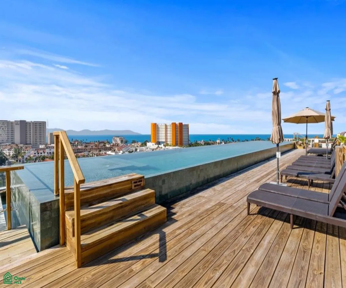 Departamento En Venta,Versalles,Calle Milan 235 601, Puerto Vallarta, Jalisco 48310, 1 Cuarto,2 Baños,Calle Milan,3,MX251063891