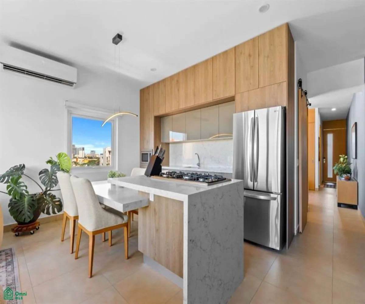 Departamento En Venta,Versalles,Calle Milan 235 601, Puerto Vallarta, Jalisco 48310, 1 Cuarto,2 Baños,Calle Milan,3,MX251063891