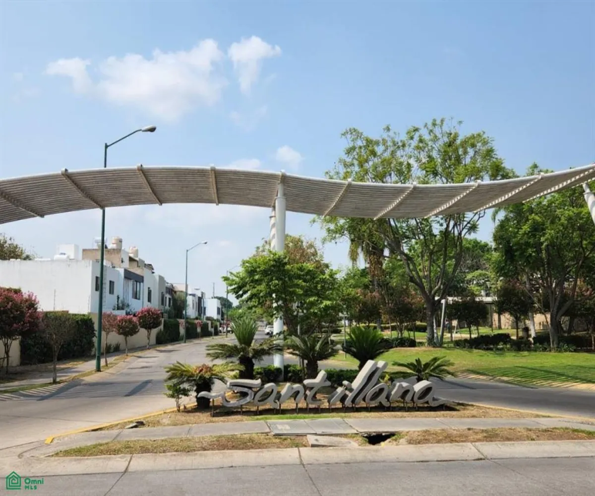 Casa En Venta,Santillana Parque Residencial,boulevard leon 110, Zapopan, Jalisco 45019, 3 Habitaciones,2 Baños,boulevard leon,2,MX251063933