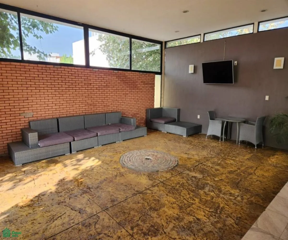 Casa En Venta,Santillana Parque Residencial,boulevard leon 110, Zapopan, Jalisco 45019, 3 Habitaciones,2 Baños,boulevard leon,2,MX251063933