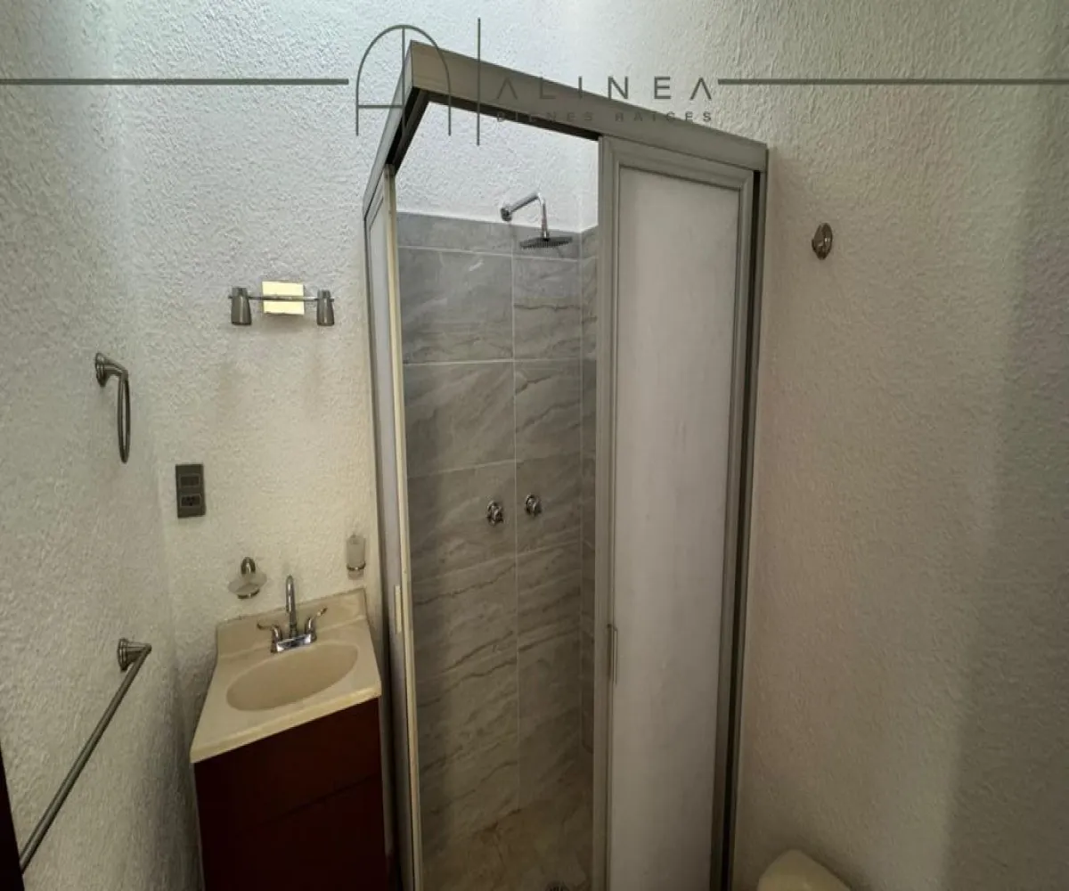 Casa En Venta,Arandas,Hacienda Medocina 2315, Guadalajara, Jalisco 44720, 3 Habitaciones,1 Baño,Hacienda Medocina,1,p7a04BN