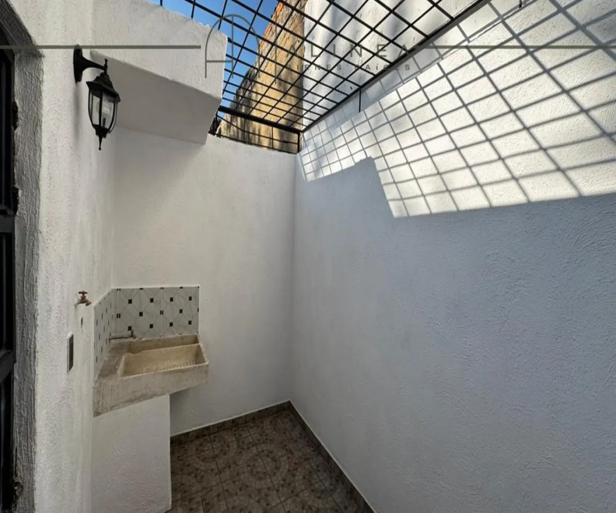 Casa En Venta,Arandas,Hacienda Medocina 2315, Guadalajara, Jalisco 44720, 3 Habitaciones,1 Baño,Hacienda Medocina,1,p7a04BN