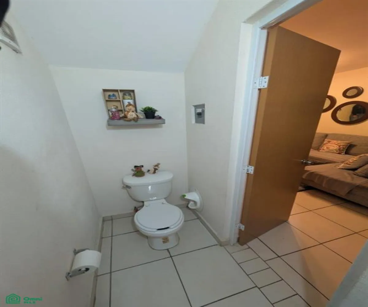 Casa En Venta,Parques de Tesistán,don pedro vazquez cisneros 3597, Zapopan, Jalisco 45200, 3 Habitaciones,2 Baños,don pedro vazquez cisneros,3,MX251064309