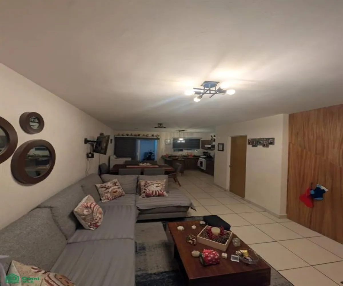 Casa En Venta,Parques de Tesistán,don pedro vazquez cisneros 3597, Zapopan, Jalisco 45200, 3 Habitaciones,2 Baños,don pedro vazquez cisneros,3,MX251064309