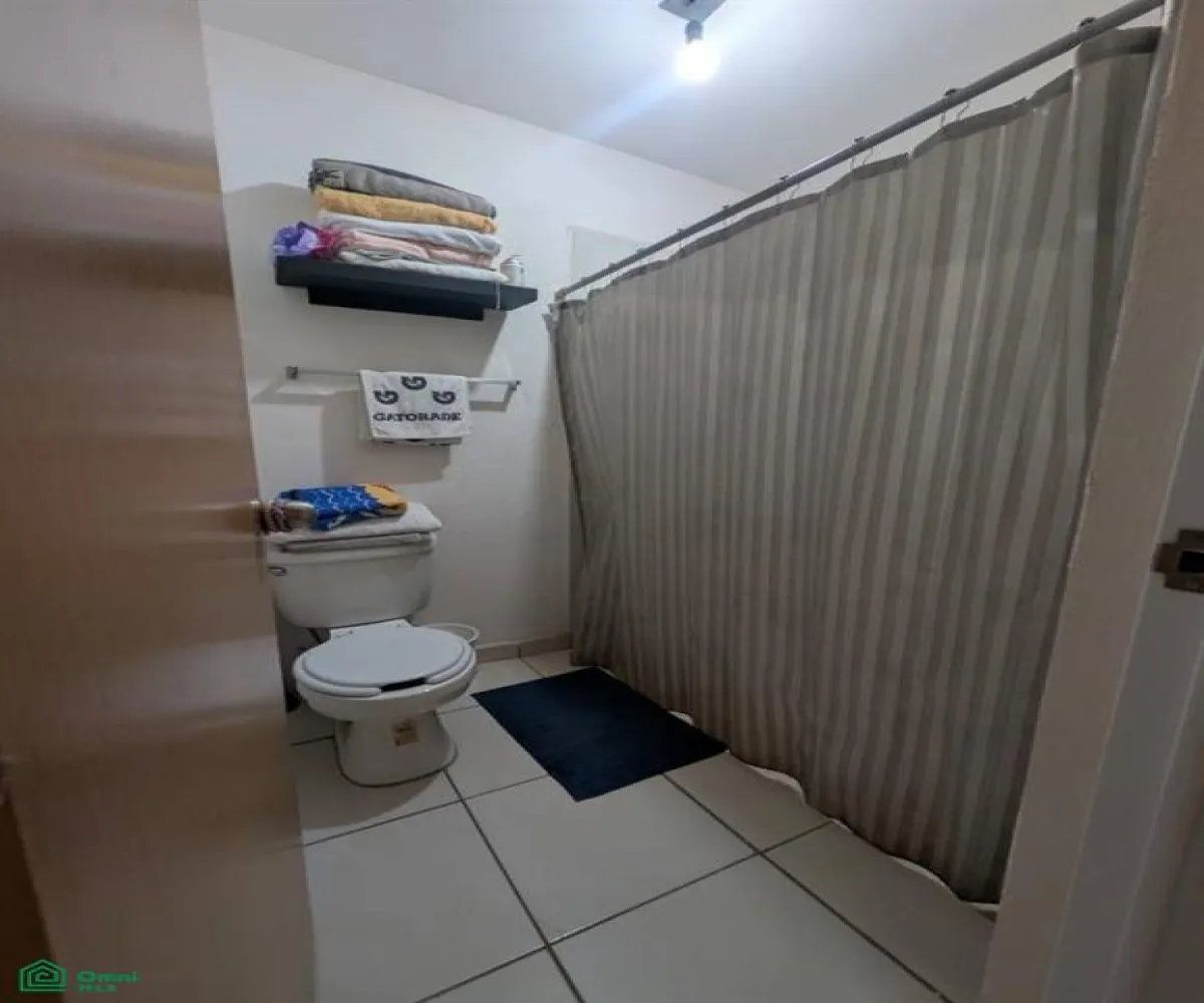 Casa En Venta,Parques de Tesistán,don pedro vazquez cisneros 3597, Zapopan, Jalisco 45200, 3 Habitaciones,2 Baños,don pedro vazquez cisneros,3,MX251064309