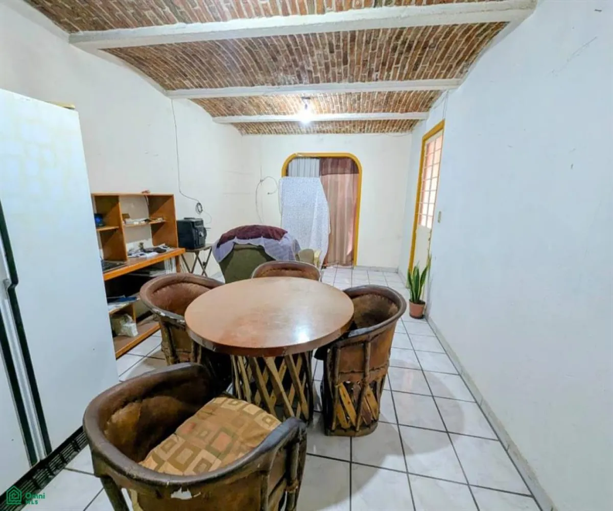 Casa En Venta,Chapala Centro,Colinas de las Chalanas 29, Chapala, Jalisco 45900, 3 Habitaciones,2 Baños,Colinas de las Chalanas,2,MX251064584