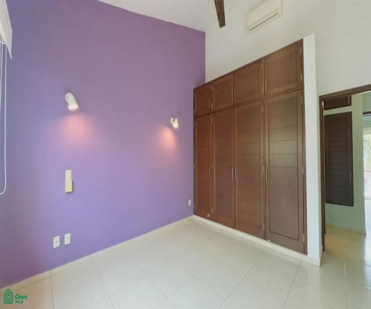 Casa En Venta,Residencial Fluvial Vallarta,Rio Santiago 187, Puerto Vallarta, Jalisco 48312, 3 Habitaciones,2 Baños,Rio Santiago,2,MX251064824