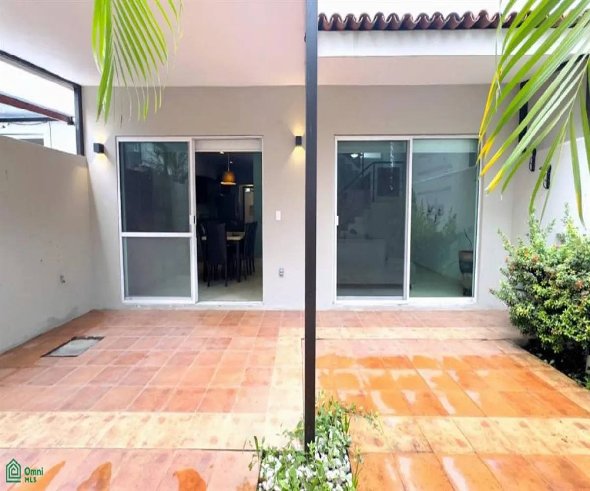 Casa En Venta,Residencial Fluvial Vallarta,Rio Santiago 187, Puerto Vallarta, Jalisco 48312, 3 Habitaciones,2 Baños,Rio Santiago,2,MX251064824