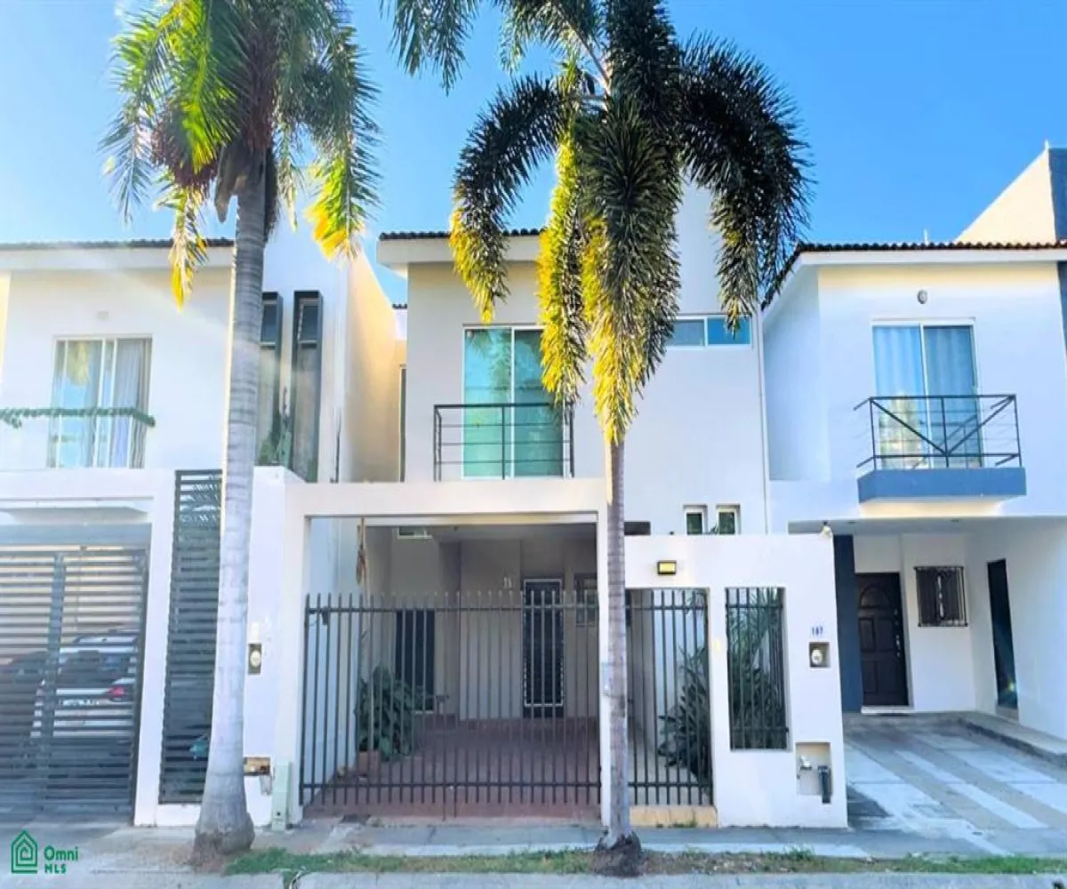 Casa En Venta,Residencial Fluvial Vallarta,Rio Santiago 187, Puerto Vallarta, Jalisco 48312, 3 Habitaciones,2 Baños,Rio Santiago,2,MX251064824