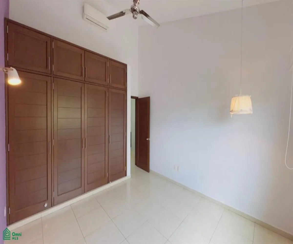 Casa En Venta,Residencial Fluvial Vallarta,Rio Santiago 187, Puerto Vallarta, Jalisco 48312, 3 Habitaciones,2 Baños,Rio Santiago,2,MX251064824