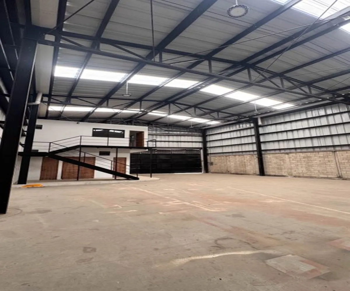 Bodega En Renta,La Gigantera,Calle Valle de los Olivos 62, San Pedro Tlaquepaque, Jalisco 45601,Calle Valle de los Olivos,2,pZiUhGT