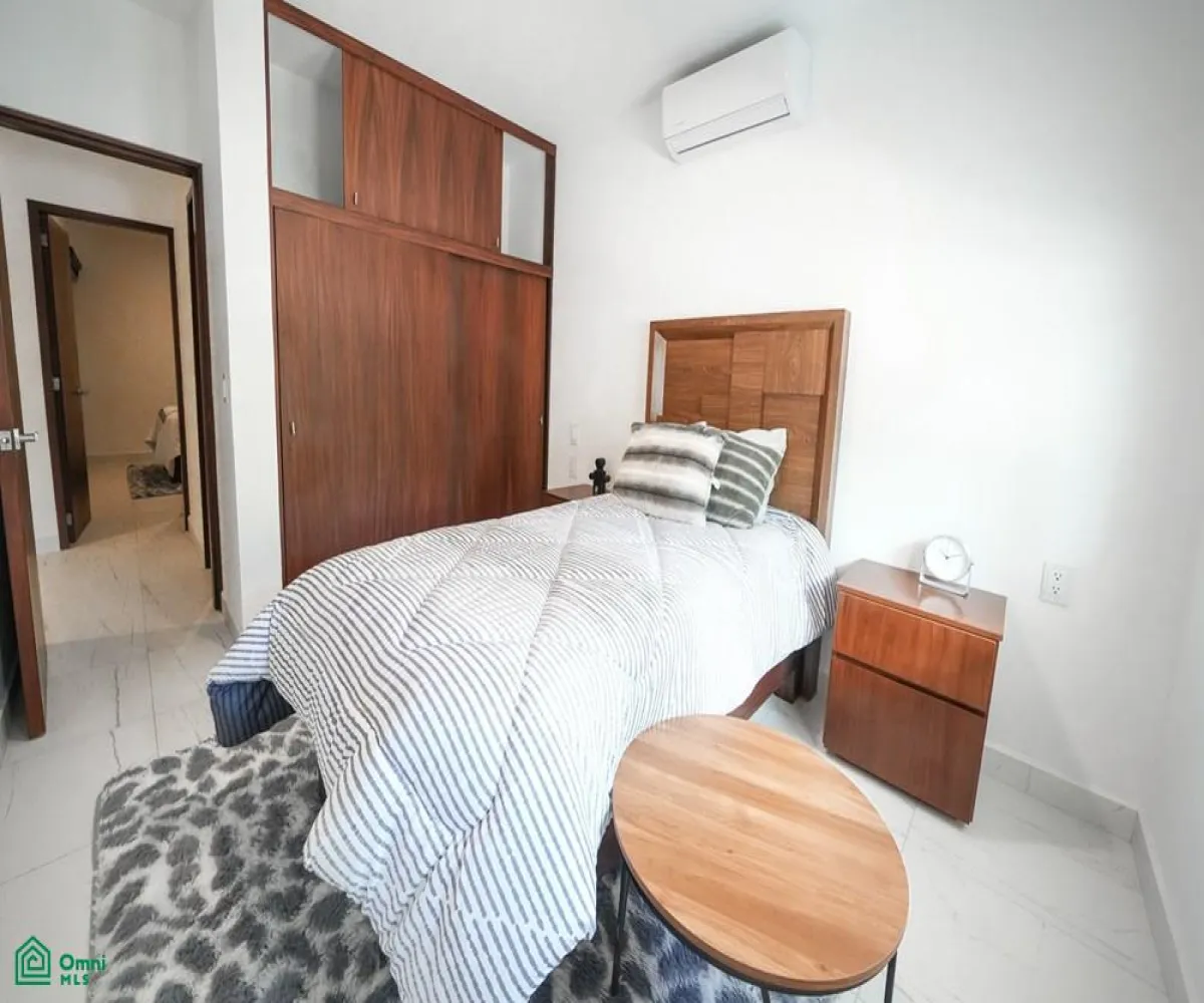Departamento En Venta,De Las Juntas Delegación,Emiliano Zapata 204, Puerto Vallarta, Jalisco 48291, 2 Habitaciones,1 Baño,Emiliano Zapata,1,MX251025206