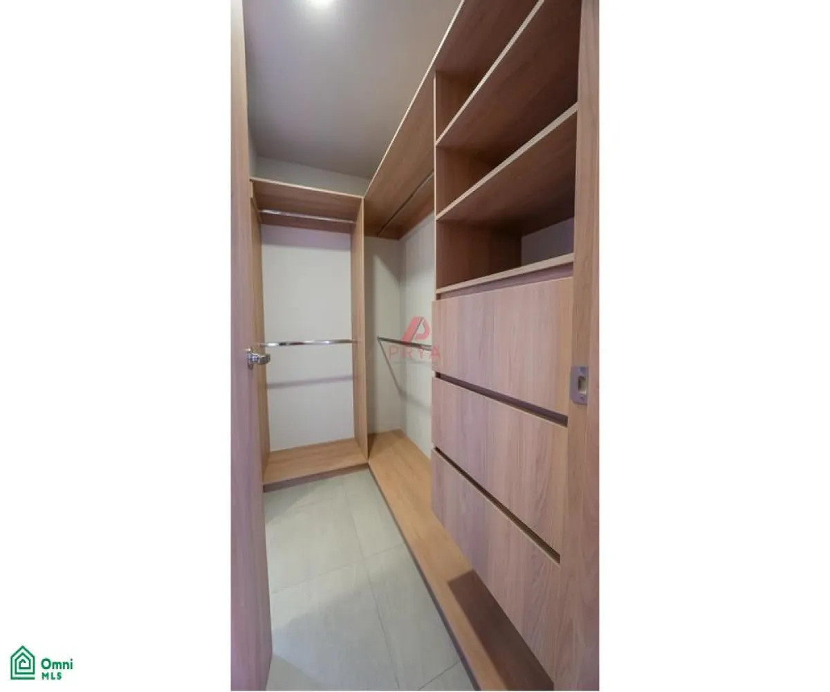 Departamento En Venta,Jardín Real,Av. del Servidor Público 1428, Zapopan, Jalisco 45130, 1 Cuarto,1 Baño,Av. del Servidor Público,MX261064915