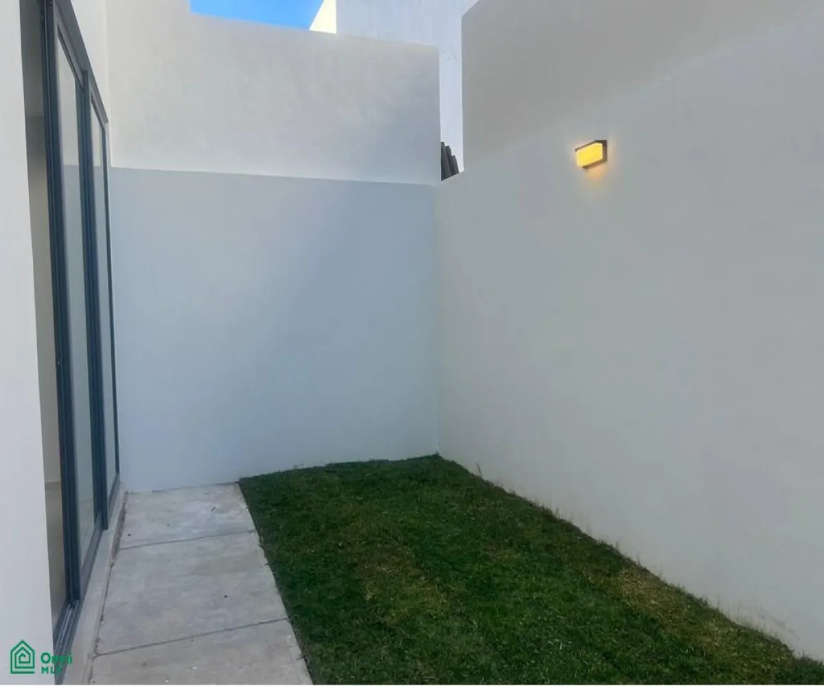 Casa En Venta,Fraccionamiento Valle Imperial,IMPERIO AUSTRIACO 154, Zapopan, Jalisco 44138, 4 Habitaciones,4 Baños,IMPERIO AUSTRIACO,MX261064918