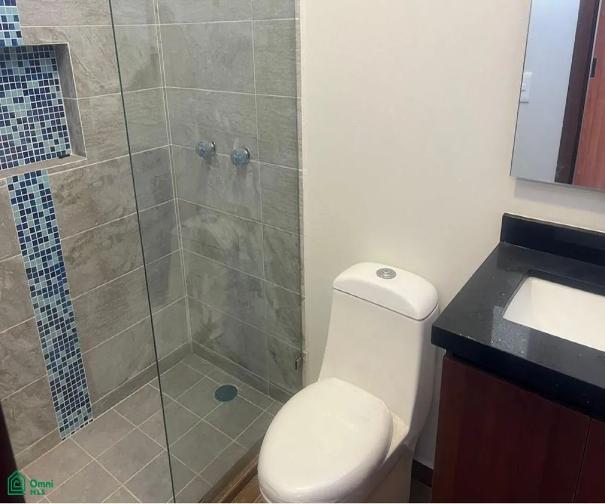 Casa En Venta,Fraccionamiento Valle Imperial,IMPERIO AUSTRIACO 154, Zapopan, Jalisco 44138, 4 Habitaciones,4 Baños,IMPERIO AUSTRIACO,MX261064918